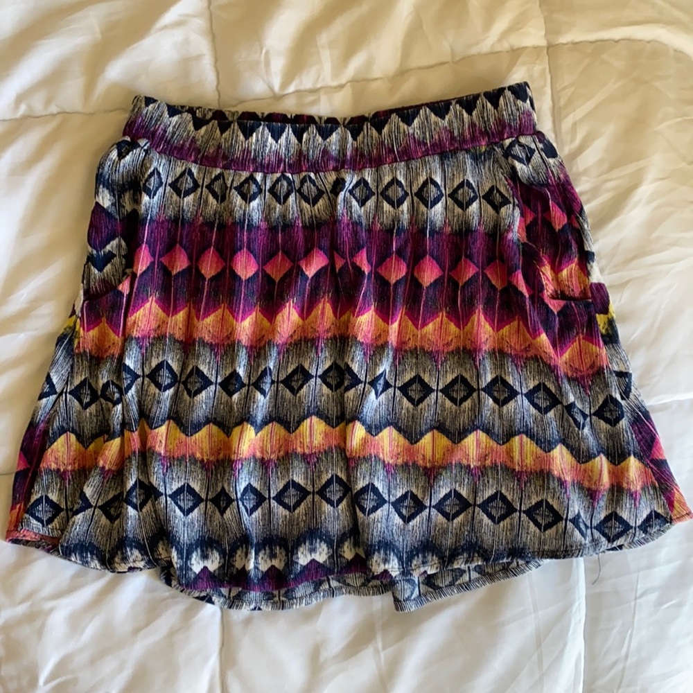 Lily White Skirt with Pockets! Size 2-6